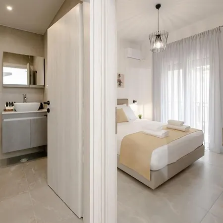 Minimal Chic Retreat Apartment
