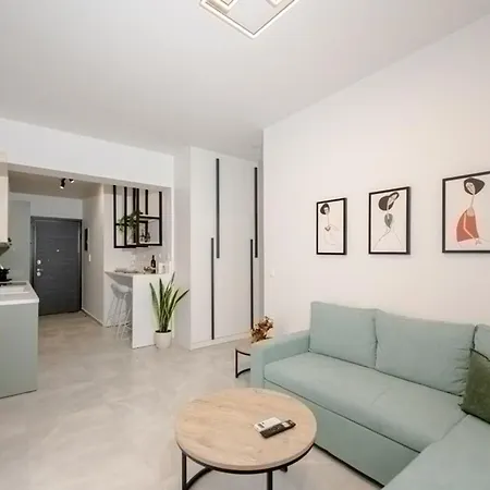 Apartment Minimal Chic Retreat